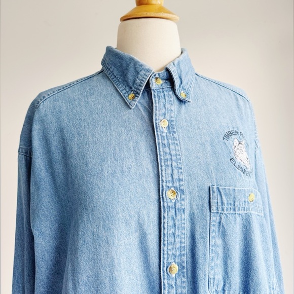 VINTAGE 90's Blue Denim Wolf Embroidered Button-Up Shirt Size Large - Picture 6 of 8
